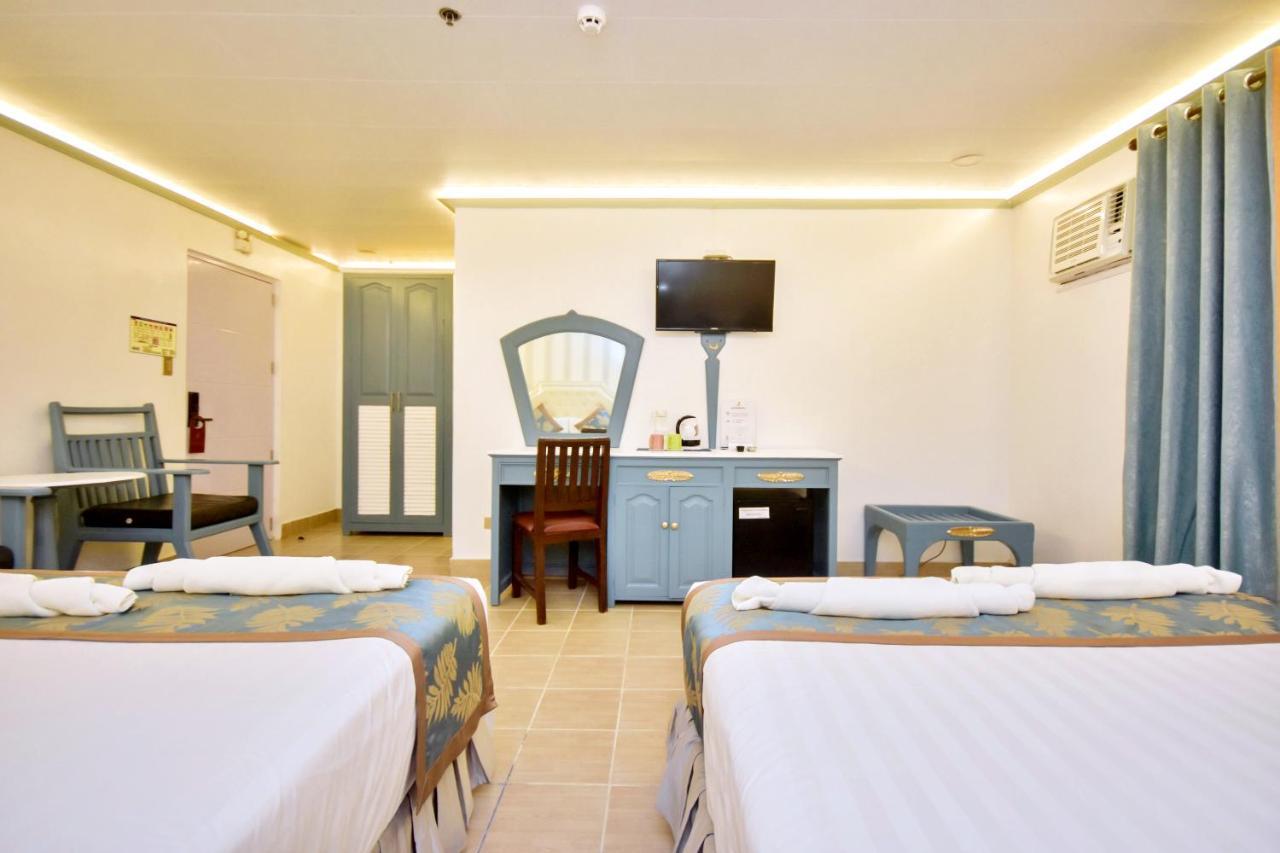 Resort Royal Park Boracay 3*